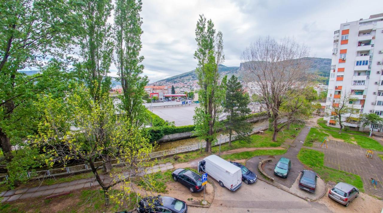 Luxe Living In Mostar Exterior photo