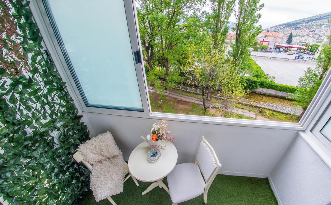 Luxe Living In Mostar Exterior photo