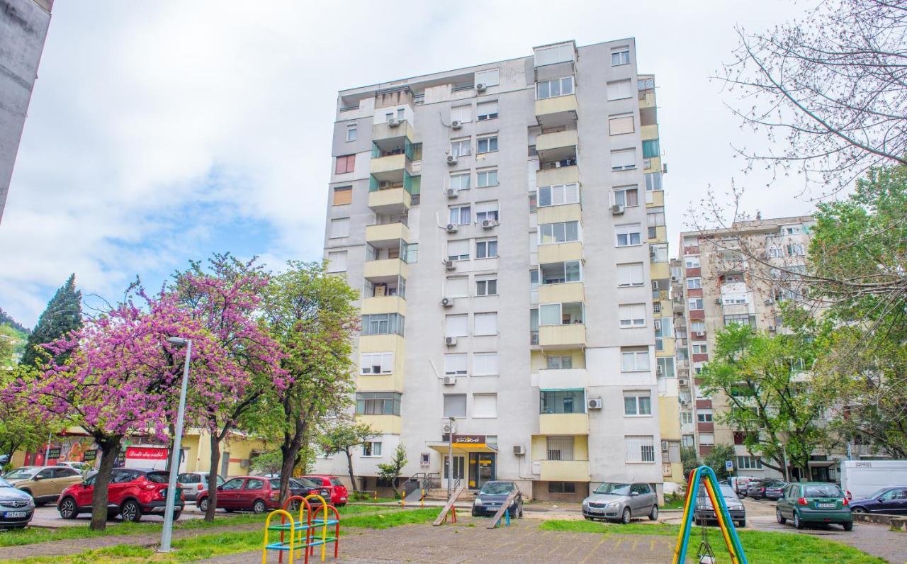 Luxe Living In Mostar Exterior photo
