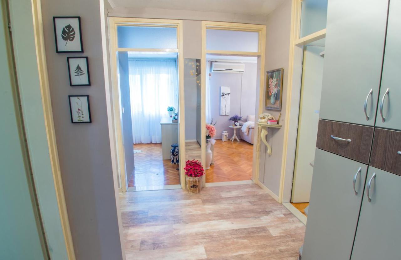 Luxe Living In Mostar Exterior photo